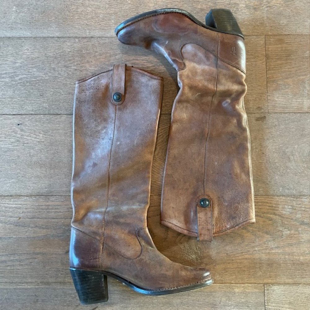 Frye  Jackie Button Washed Antique Pull Up Leather Boots | Size 6 | Cognac